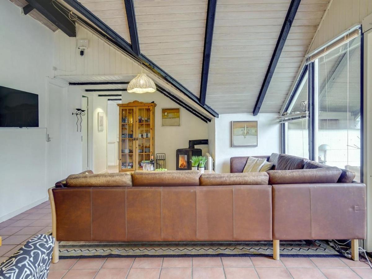 Holiday Home Arnfin - 160M From The Sea In Lolland- Falster And Mon By Interhome Rødby Exterior foto